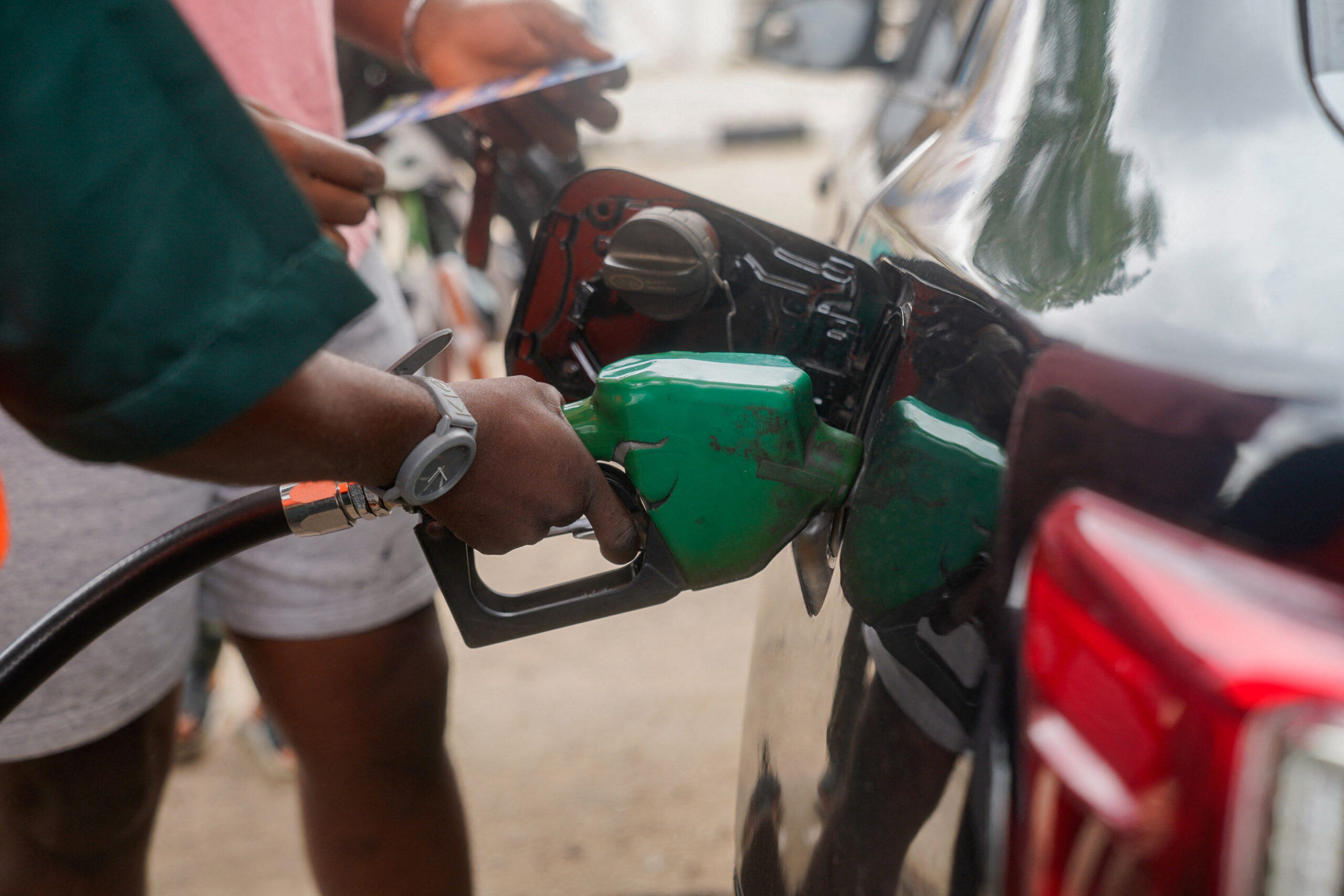 Nigeria Court Orders Fuel Regulator to Keep Issuing Import Licences.