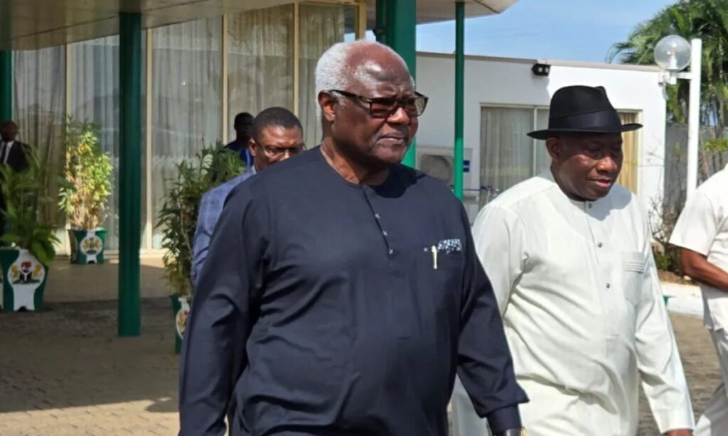 Ernest Bai Koroma Returns to Sierra Leone After More Than Two Years in Nigeria.